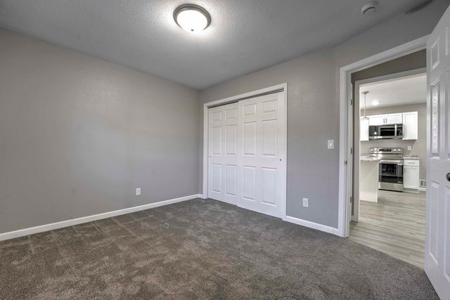 1416 7th ST SW, Minot, ND 58701