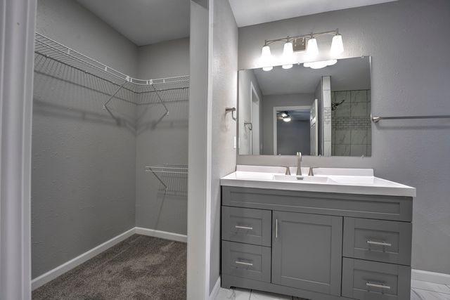 1416 7th ST SW, Minot, ND 58701