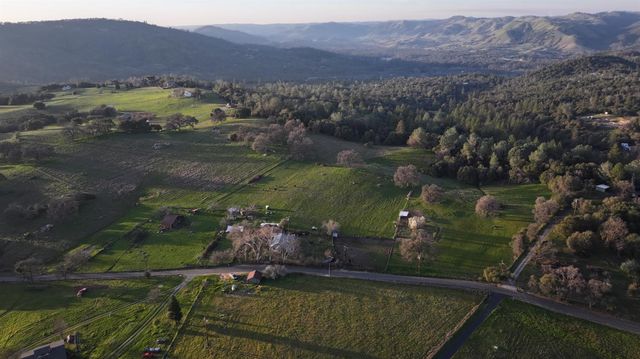 5661 Thompson Hill Rd, Placerville, CA 95667