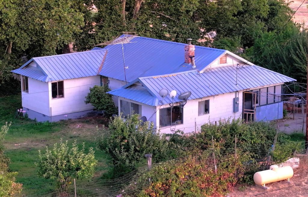 5661 Thompson Hill Rd, Placerville, CA 95667