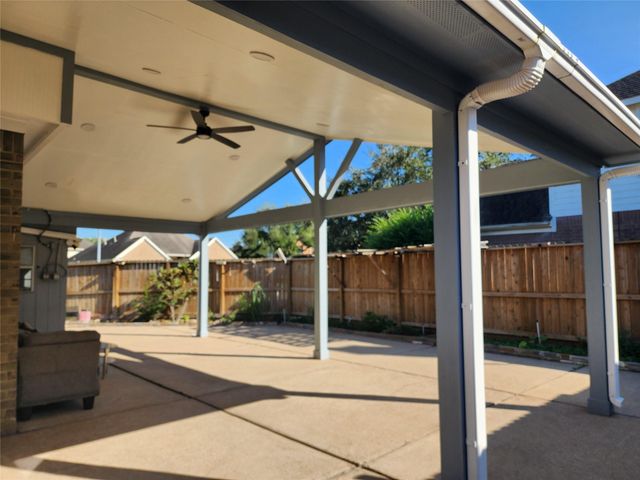 12303 Doe Meadow Drive, Stafford, TX 77477