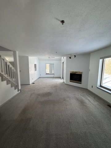 5 Sycamore Court, Atkinson, NH 03811