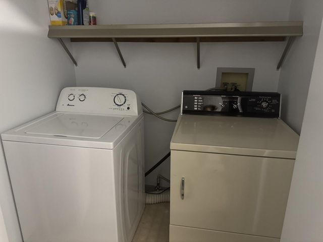 5 Sycamore Court, Atkinson, NH 03811