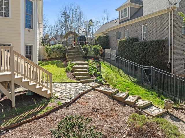 490 Bear Tree Creek, Chapel Hill, NC 27517