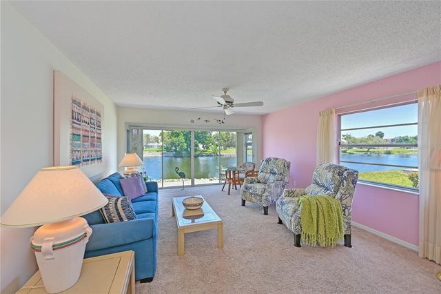 4603 LEXINGTON CIRCLE, Bradenton, FL 34210