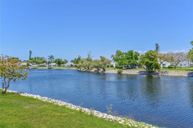 4603 LEXINGTON CIRCLE, Bradenton, FL 34210