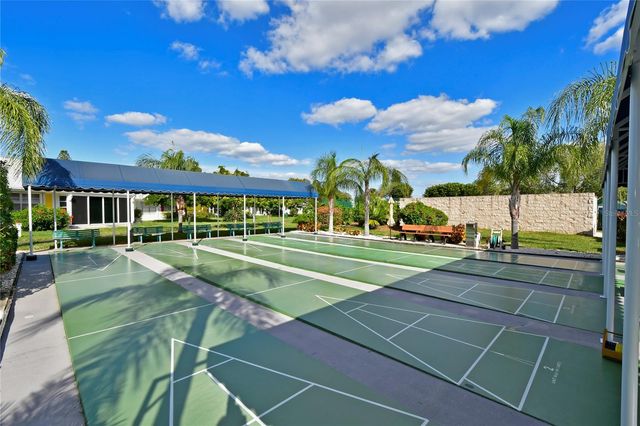 4603 LEXINGTON CIRCLE, Bradenton, FL 34210