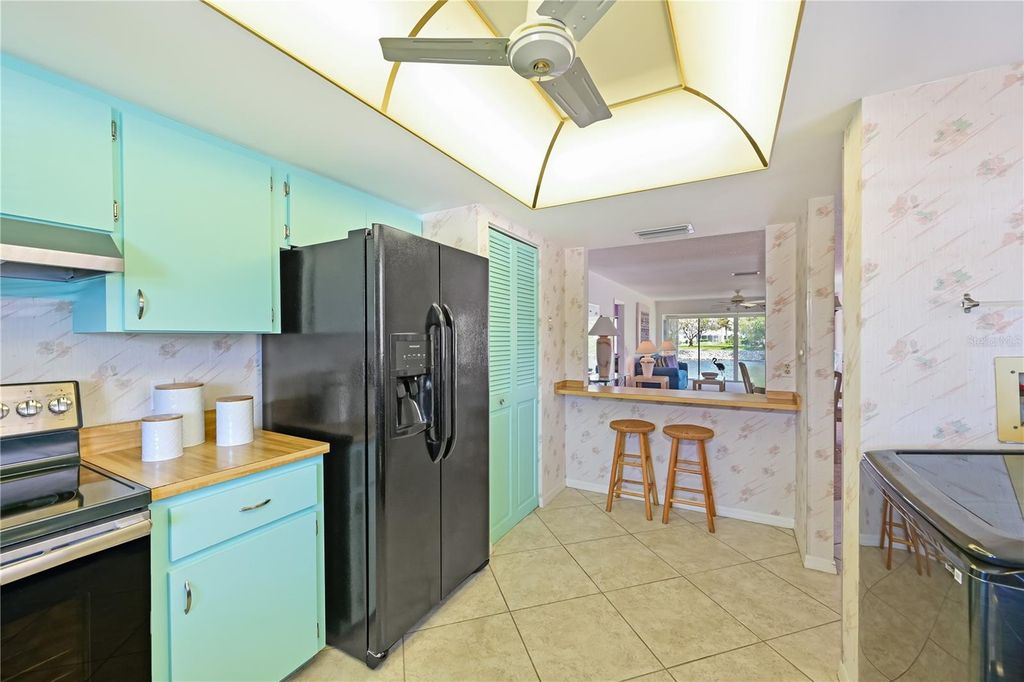 Image 20 of property listing at 4603 LEXINGTON CIRCLE, Bradenton, FL 34210