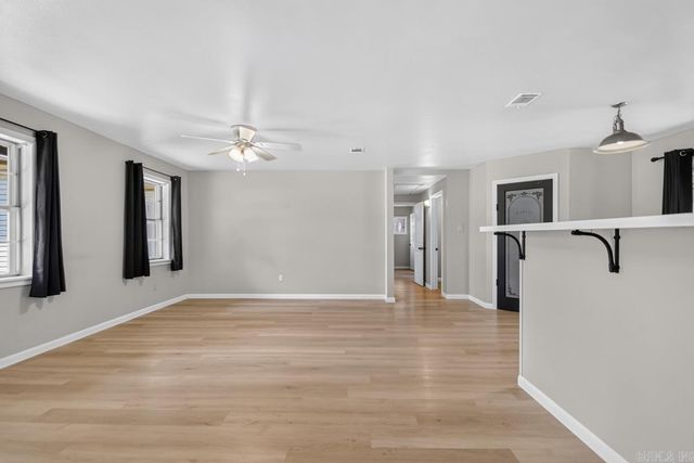3 Frostwood Drive, Sherwood, AR 72120