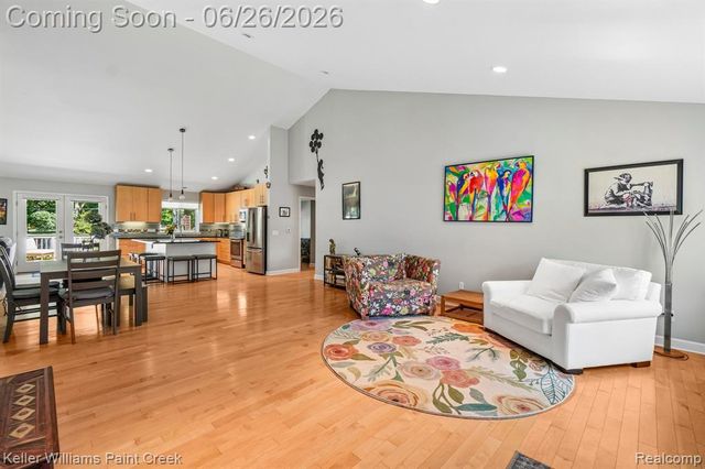 225 E Caledonia Street, Howell, MI 48843