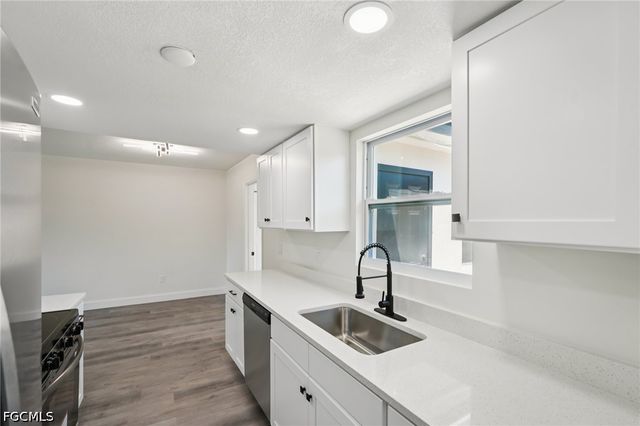 4927 Billys Creek DR, Fort Myers, FL 33905