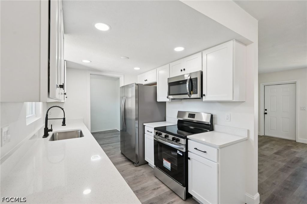 4927 Billys Creek DR, Fort Myers, FL 33905