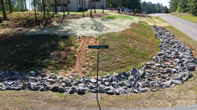 105 Beacon Ridge Drive, Connelly Springs, NC 28612