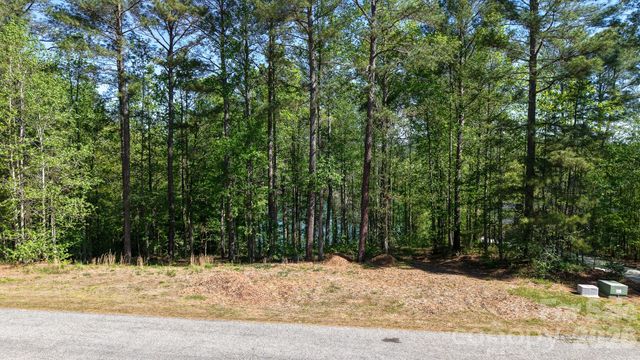 105 Beacon Ridge Drive, Connelly Springs, NC 28612
