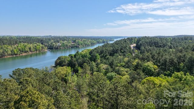 105 Beacon Ridge Drive, Connelly Springs, NC 28612