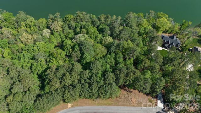 105 Beacon Ridge Drive, Connelly Springs, NC 28612