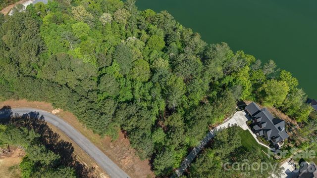 105 Beacon Ridge Drive, Connelly Springs, NC 28612