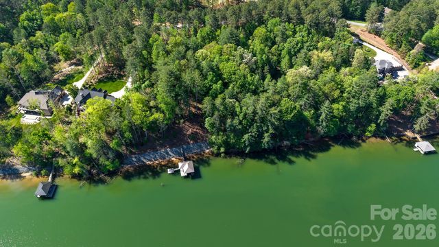 105 Beacon Ridge Drive, Connelly Springs, NC 28612