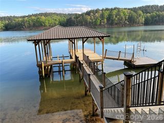 105 Beacon Ridge Drive, Connelly Springs, NC 28612