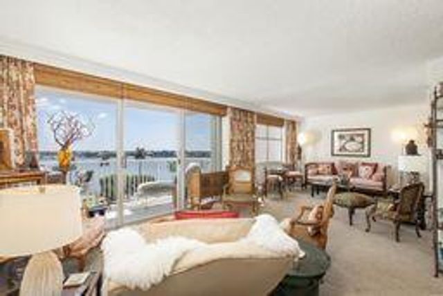 1801 S Flagler Drive 707, West Palm Beach, FL 33401