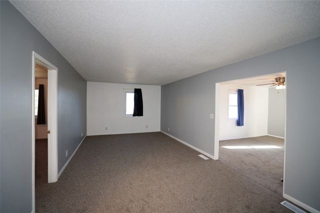 325 N Locust Street, Madrid, IA 50156