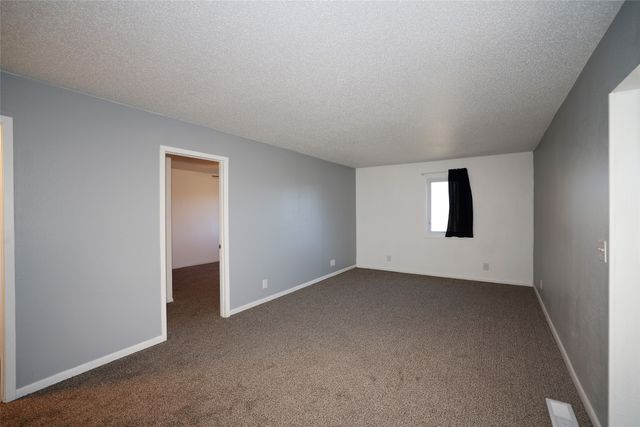 325 N Locust Street, Madrid, IA 50156