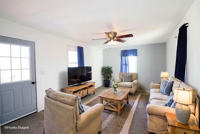 325 N Locust Street, Madrid, IA 50156