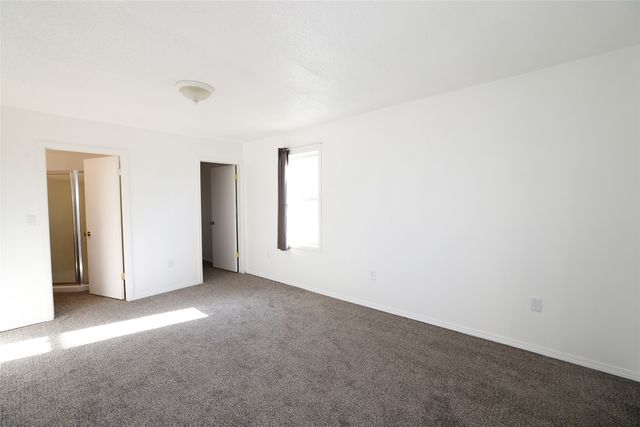 325 N Locust Street, Madrid, IA 50156