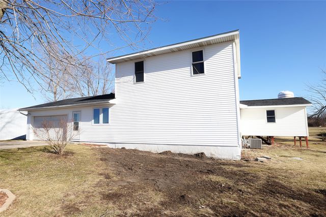 325 N Locust Street, Madrid, IA 50156