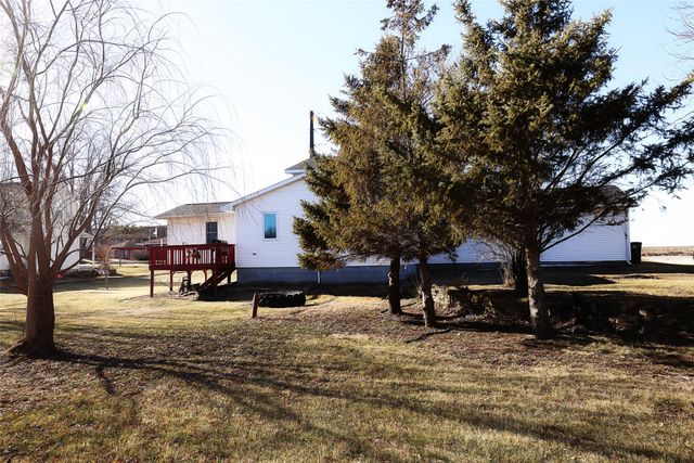 325 N Locust Street, Madrid, IA 50156