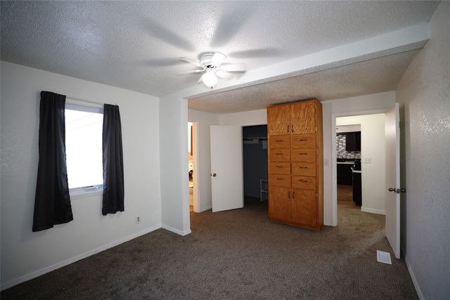 325 N Locust Street, Madrid, IA 50156