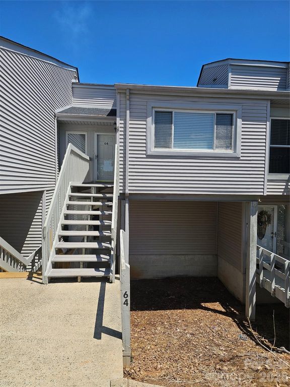 1050 21st Avenue NW 64, Hickory, NC 28601