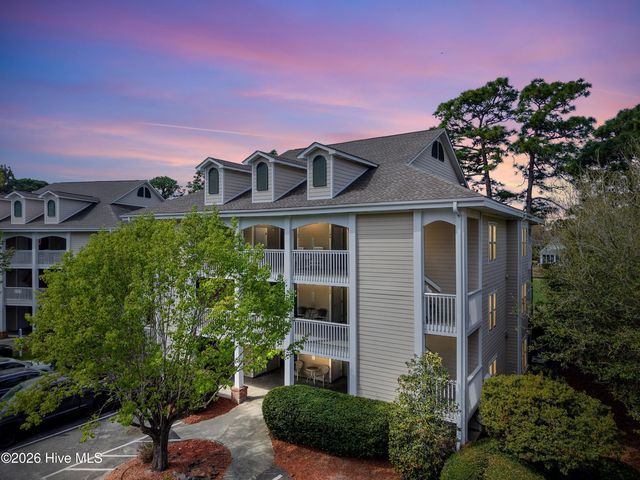 3350 Club Villas Drive 1105, Southport, NC 28461