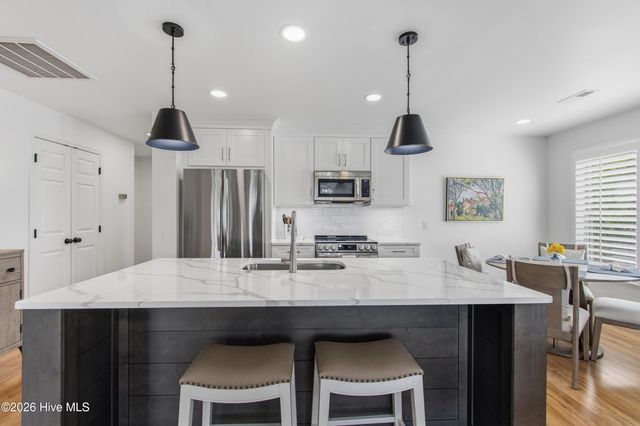 3350 Club Villas Drive 1105, Southport, NC 28461