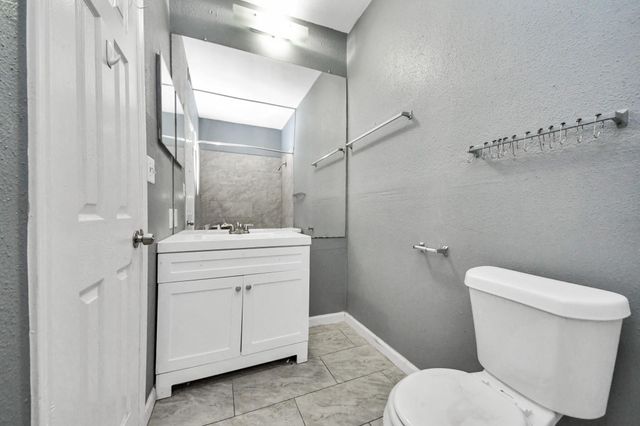 14550 Fonmeadow Drive 803, Houston, TX 77035