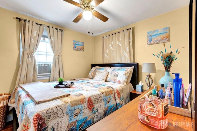 3 State Street, Carteret, NJ 07008