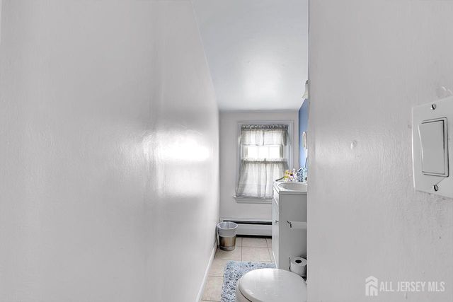 3 State Street, Carteret, NJ 07008