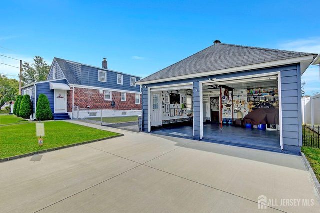 3 State Street, Carteret, NJ 07008