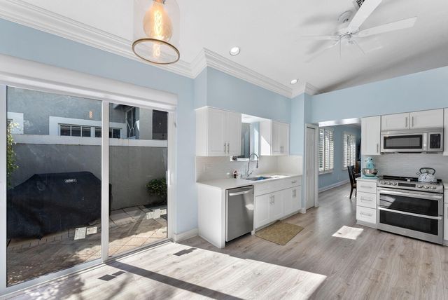 6435 Three Lakes Lane, Boynton Beach, FL 33437