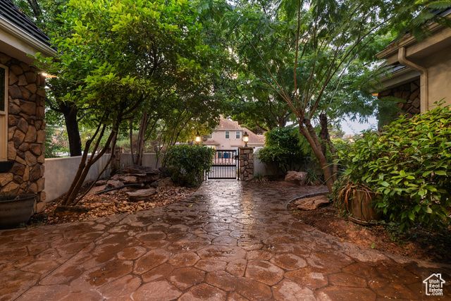 1019 S 900 E, St. George, UT 84790