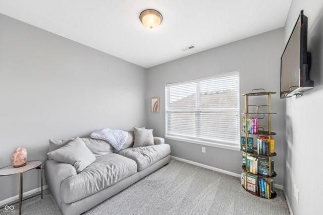 12999 Pennington Road, Fishers, IN 46037