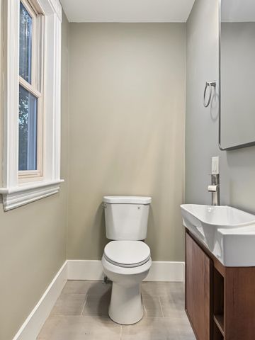 230 Orchard St, Watertown, MA 02472