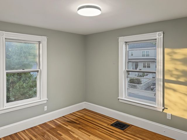 230 Orchard St, Watertown, MA 02472