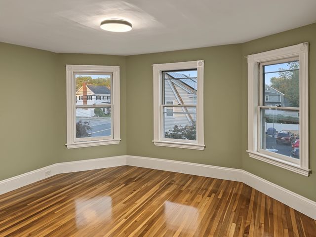 230 Orchard St, Watertown, MA 02472