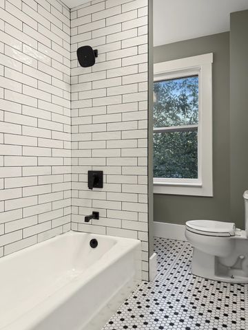 230 Orchard St, Watertown, MA 02472