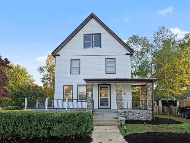 230 Orchard St, Watertown, MA 02472