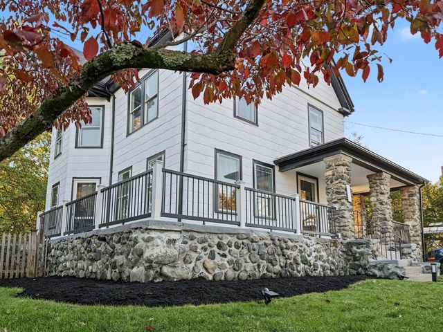 230 Orchard St, Watertown, MA 02472