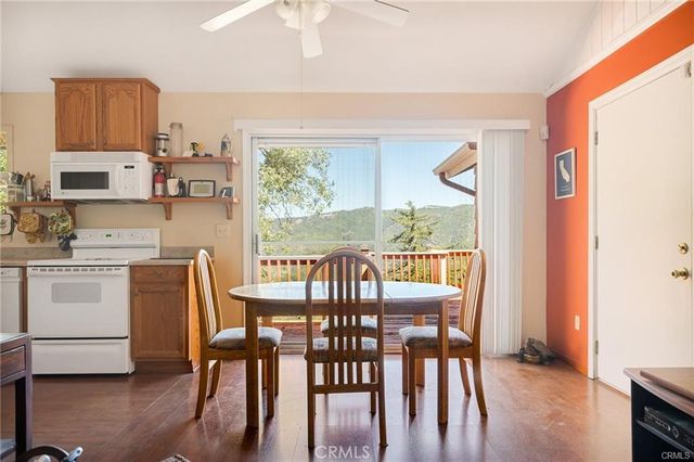 30400 Live Oak, Running Springs, CA 92382