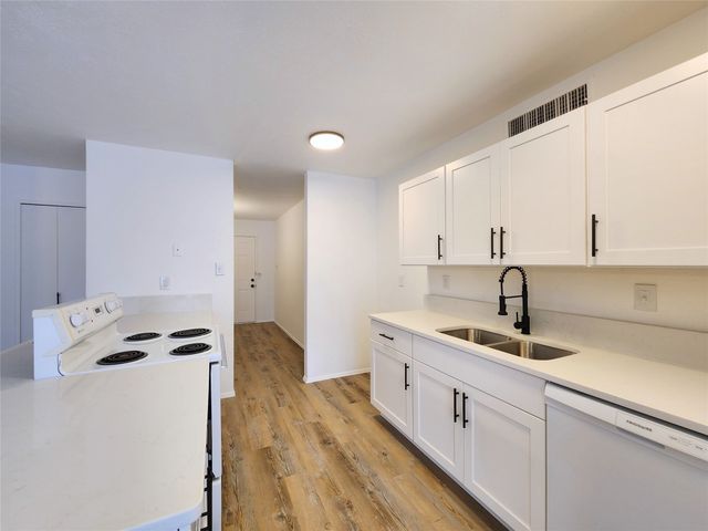 5541 Ragan Drive, The Colony, TX 75056