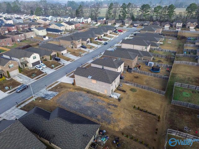 121 Winstead Circle, Owens Cross Roads, AL 35763